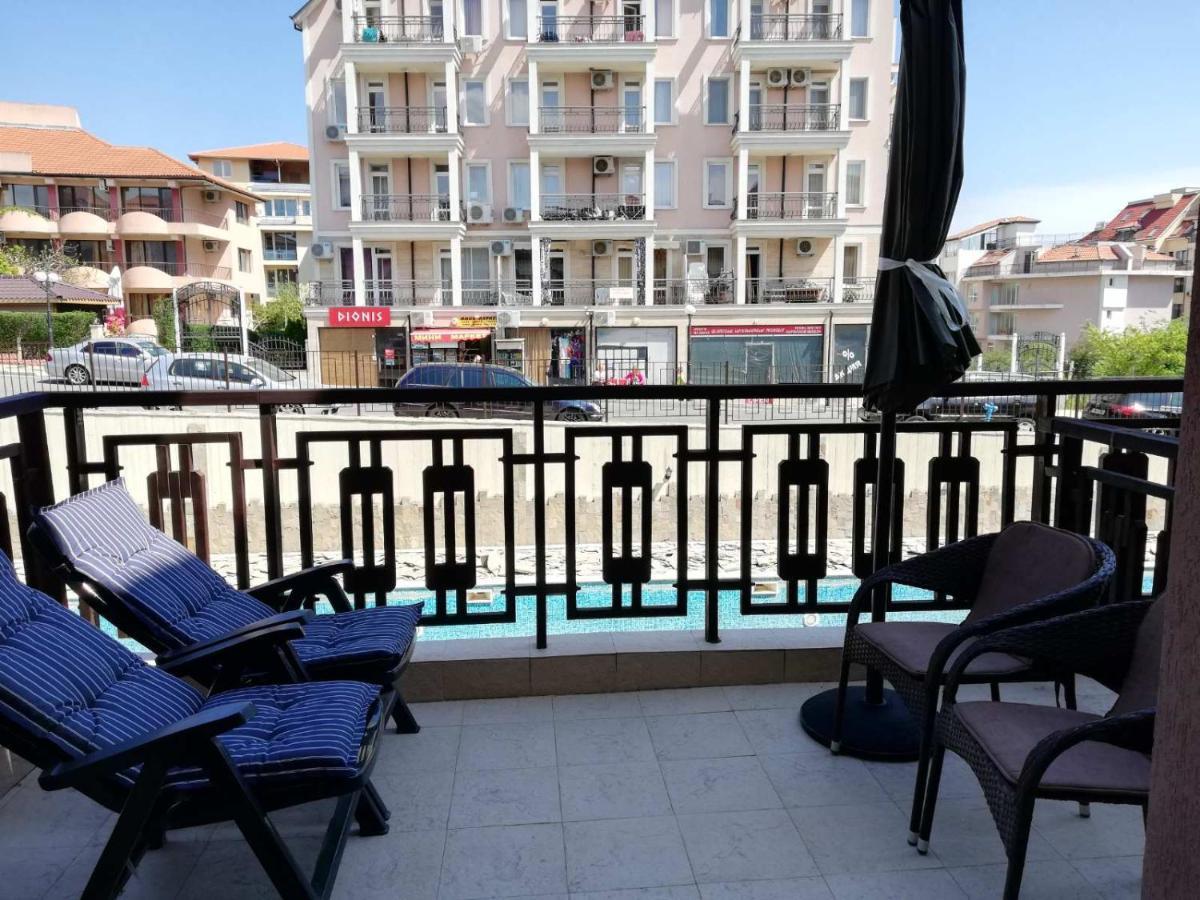 Lovely Studio In A Complex With A Pool By Flat Mаnаger Sweti Wlas Exterior foto